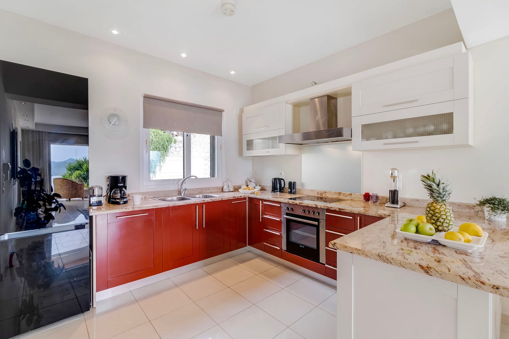 wide view of the entire kitchen area